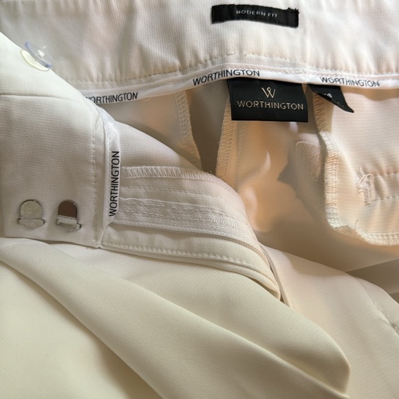 FLASH SALE! 18 Worthington modern fit cropped pants - Picture 3 of 3
